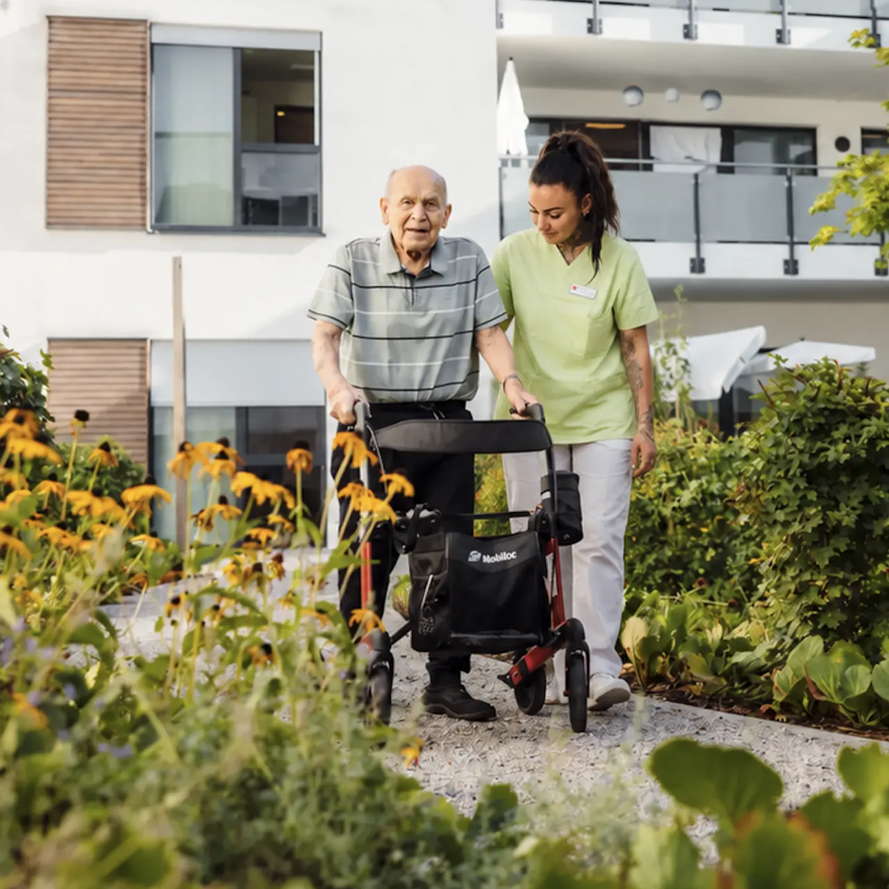Deine Karriere bei Senioren Service-Reif